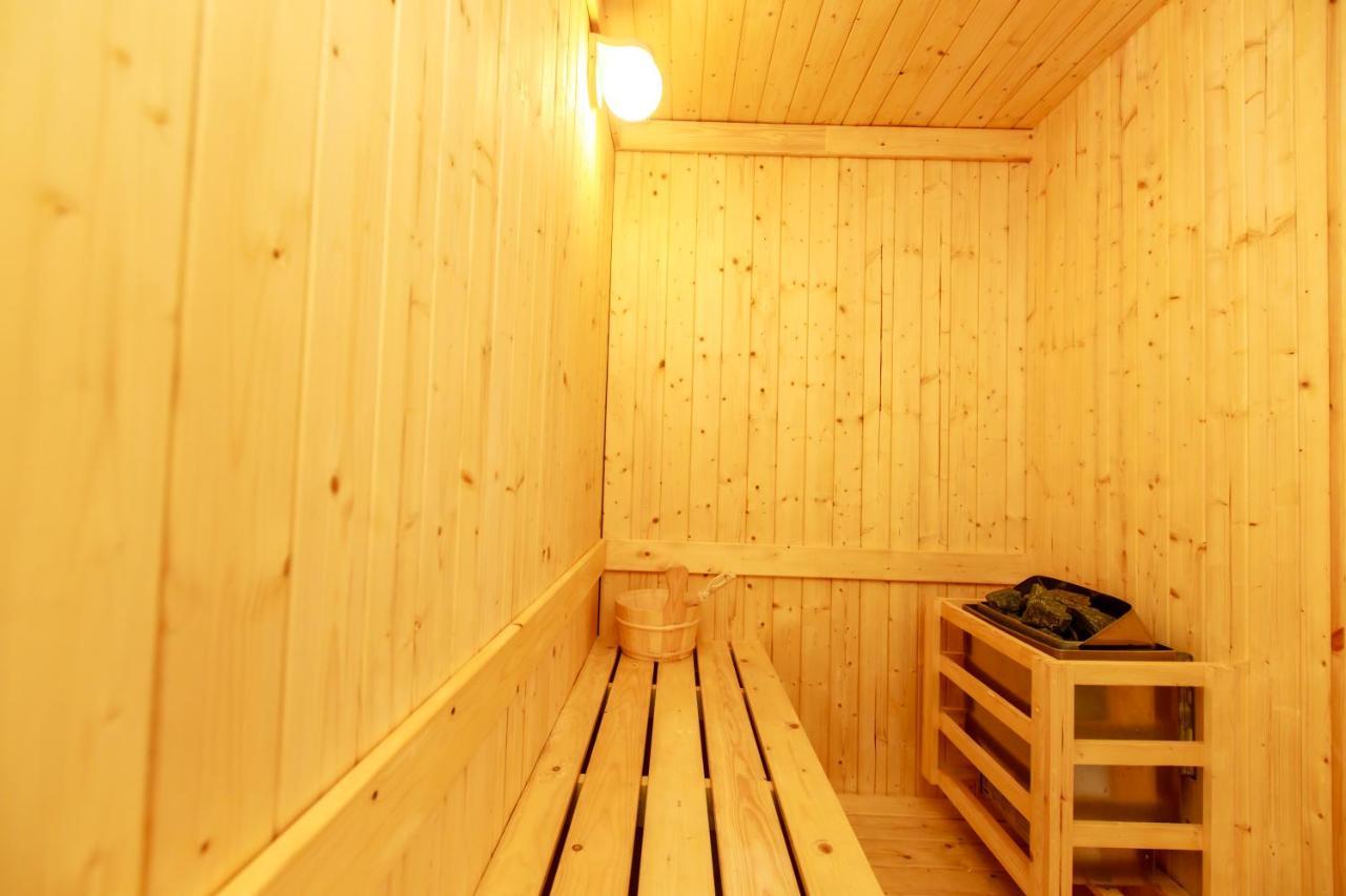 Siri Hotel Lumphun Ban Pa Daet エクステリア 写真